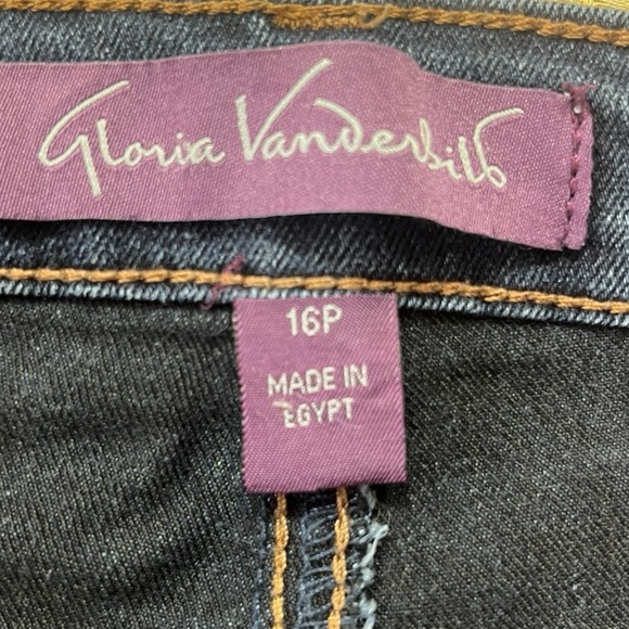 Gloria Vanderbilt Amanda  Classic
Jeans Tapered Leg Hartford Super
Stretch - Picture 3 of 6